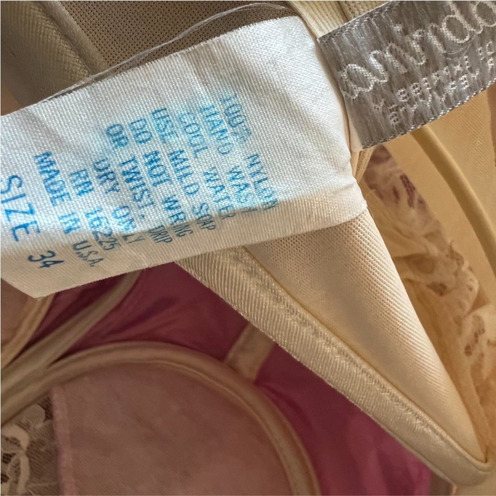 Pink Lace Trim Tank Top - Picture 3 of 4